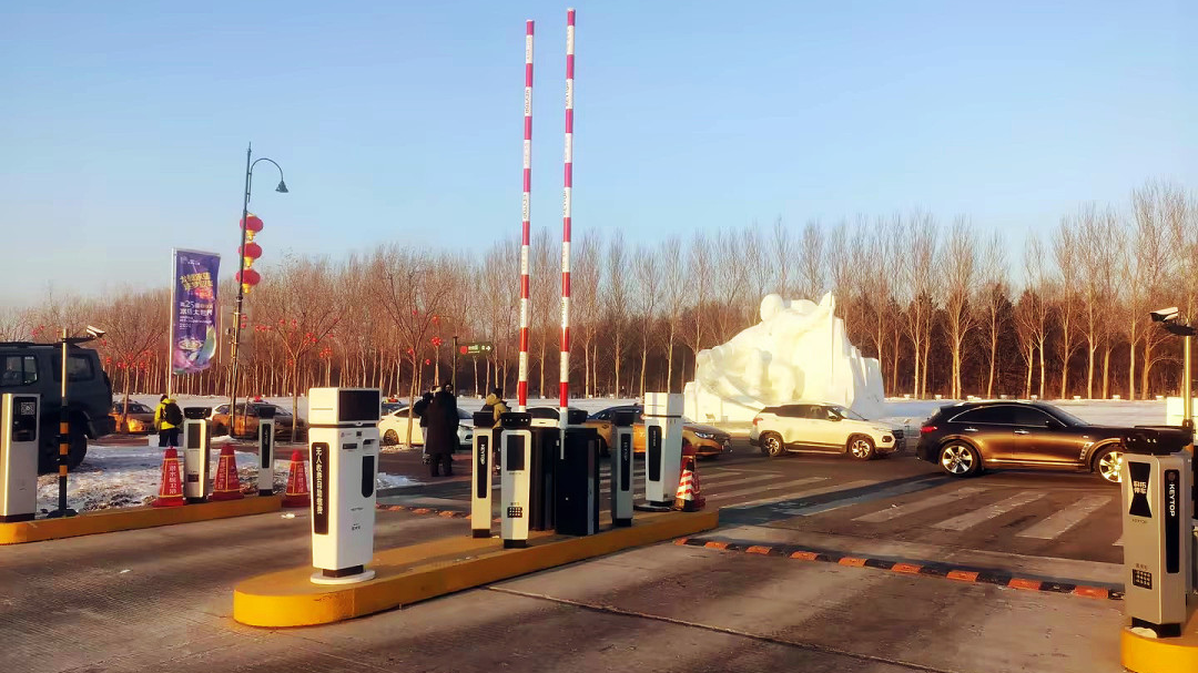 “爾濱”強勢出圈，科拓智慧停車助力多個景區(qū)迎接“八方來客”